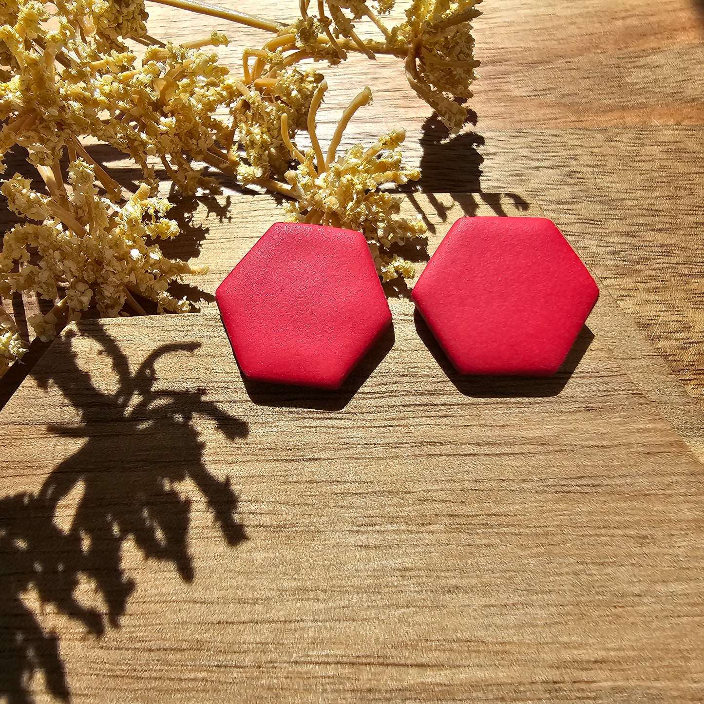 HEXAGON STUD